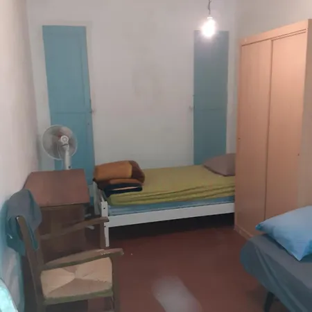 Dortoirs Hommes Homestay Beziers